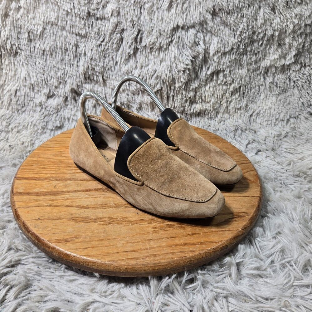 Tahari Tan Suede Pointed Toe Slip On Mule Loafer Flower Detail Womens Size 7M